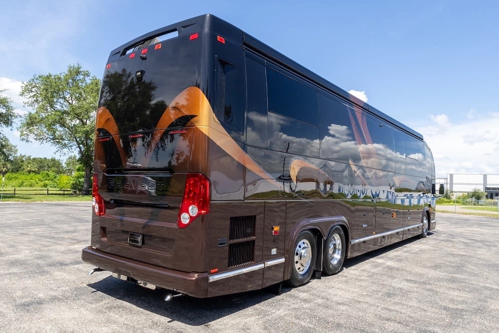 2014 Prevost Marathon H3-45 Motorcoach - Image 5