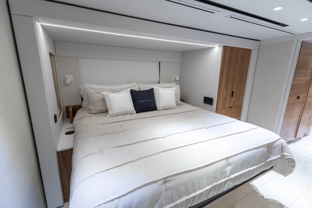 2024 Prevost Loki H3-45 Coach - Image 26