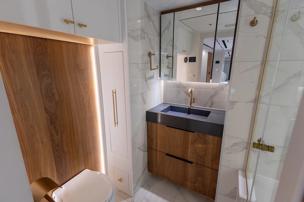 2024 Prevost Loki H3-45 Coach - Image 29