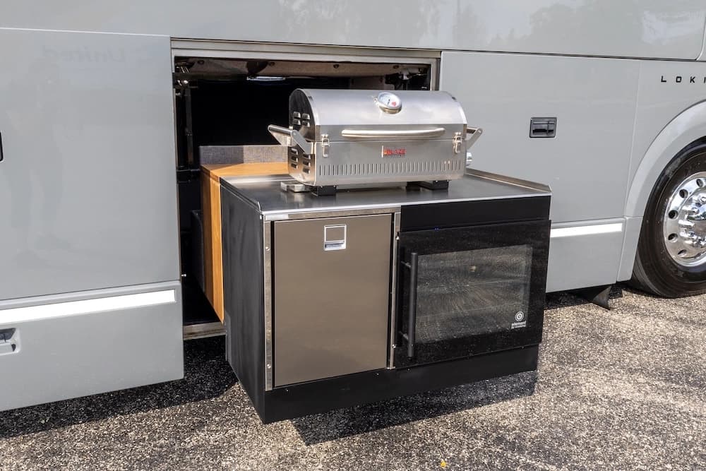 2024 Prevost Loki H3-45 Coach - Image 38
