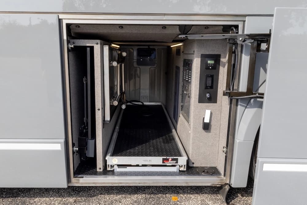 2024 Prevost Loki H3-45 Coach - Image 40