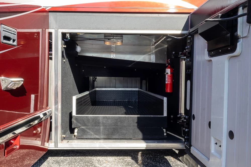 2009 Prevost Marathon H3-45 Motorcoach - Image 38