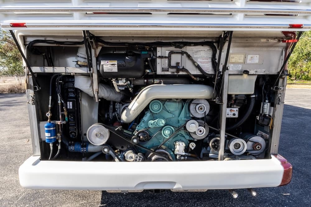 2009 Prevost Marathon H3-45 Motorcoach - Image 46