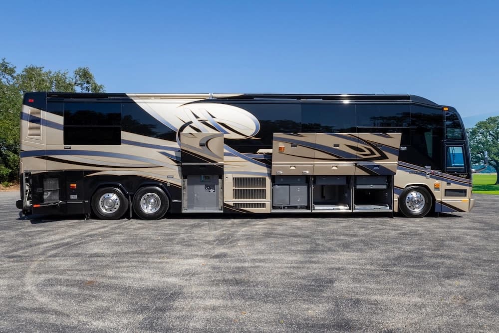 2009 Prevost H3-45 Liberty Elegant Lady - Image 33