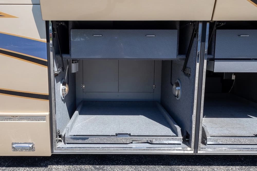2009 Prevost H3-45 Liberty Elegant Lady - Image 38