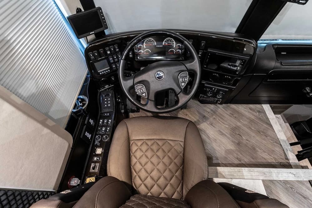 2021 Prevost H3-45 Emerald Motorcoach Conversion - Image 13