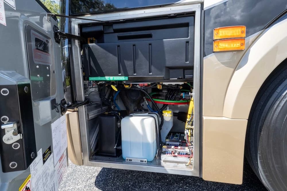 2021 Prevost H3-45 Emerald Motorcoach Conversion - Image 43