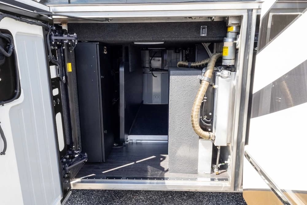 2021 Prevost H3-45 Emerald Motorcoach Conversion - Image 45