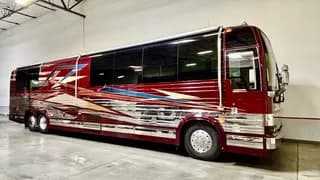 2002 Prevost (NFI) Marathon XLII bus