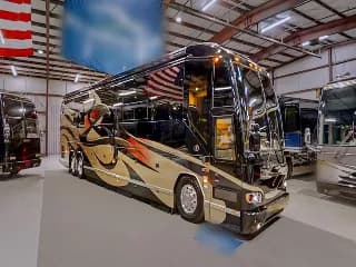 2008 Prevost (NFI) H3-45 bus