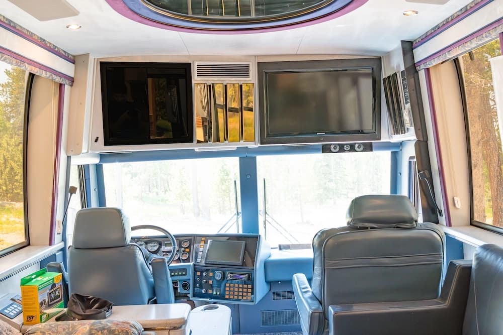 1997 Prevost Marathon XL Motorcoach - Image 20