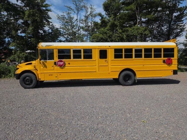 2018 International IC CE 300 School Bus - Image 2