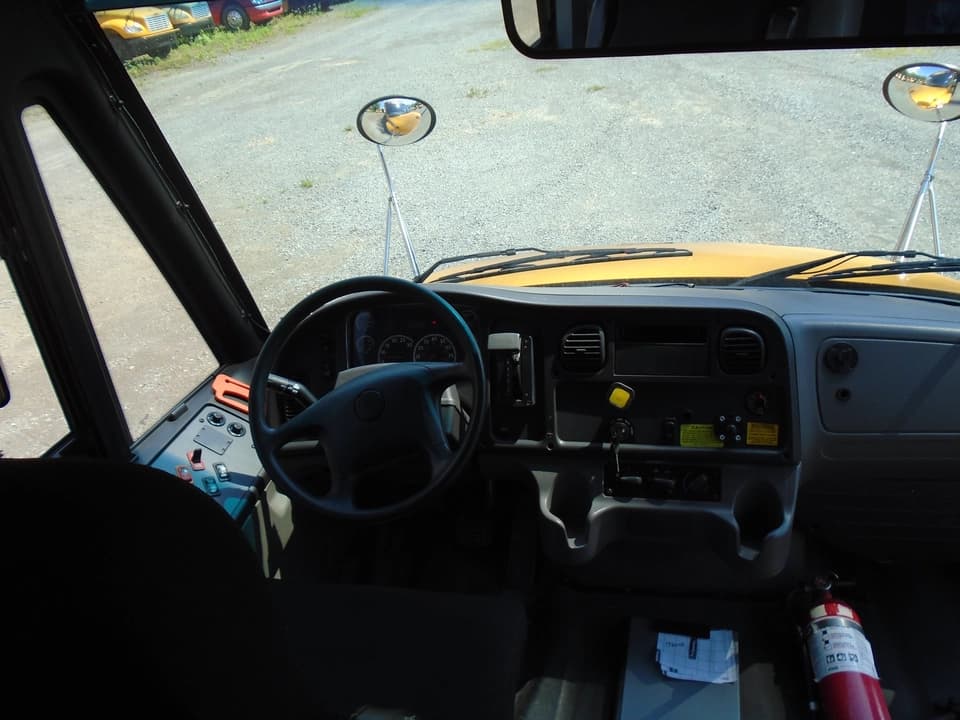 2011 Freightliner Thomas C2 School Bus - Image 10