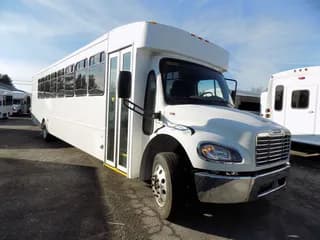 2019 Freightliner Starcraft XL bus