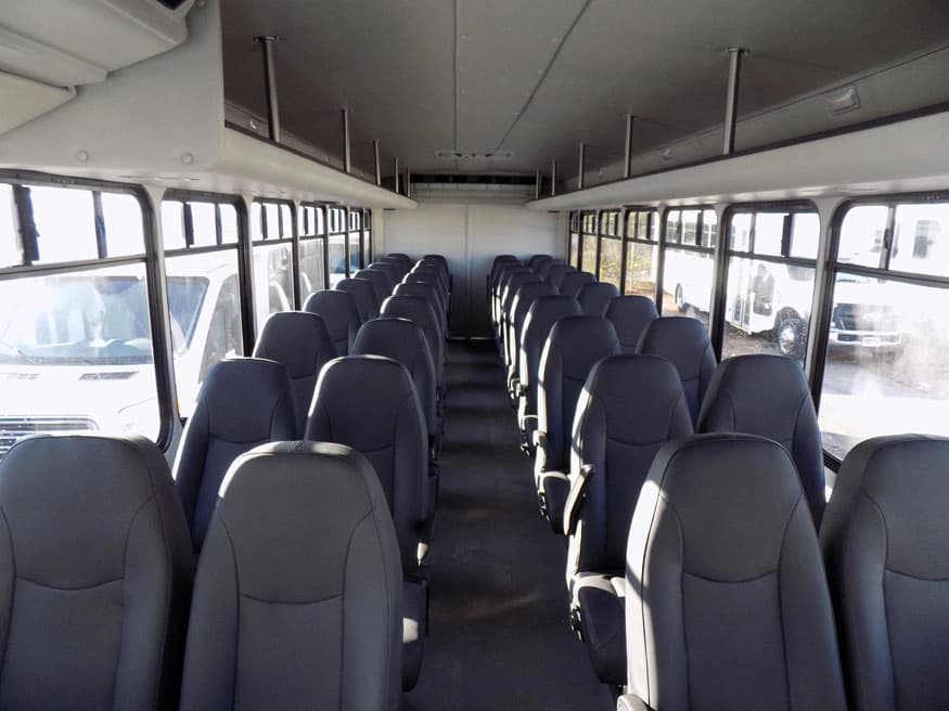 2019 Freightliner Starcraft XL Shuttle Bus - Image 4