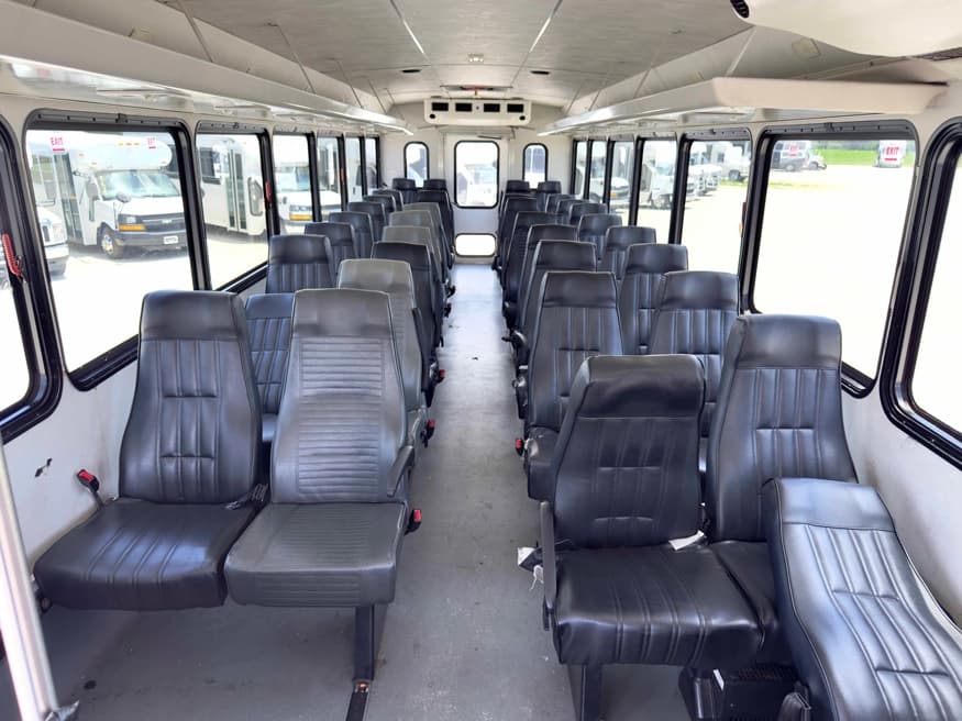 2019 Freightliner Glaval Legacy Shuttle Bus - Image 4