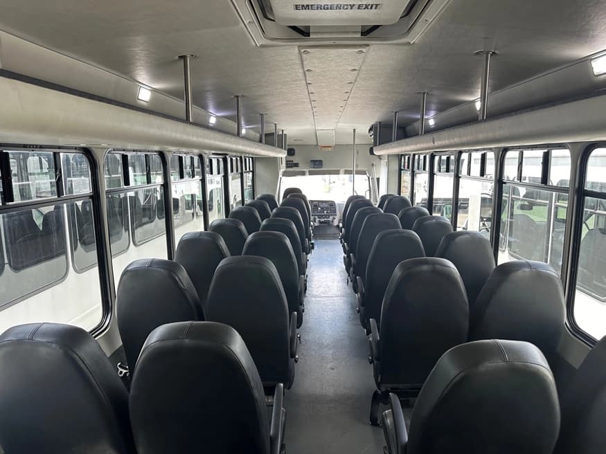 2019 Freightliner Starcraft XL Shuttle Bus - Image 3