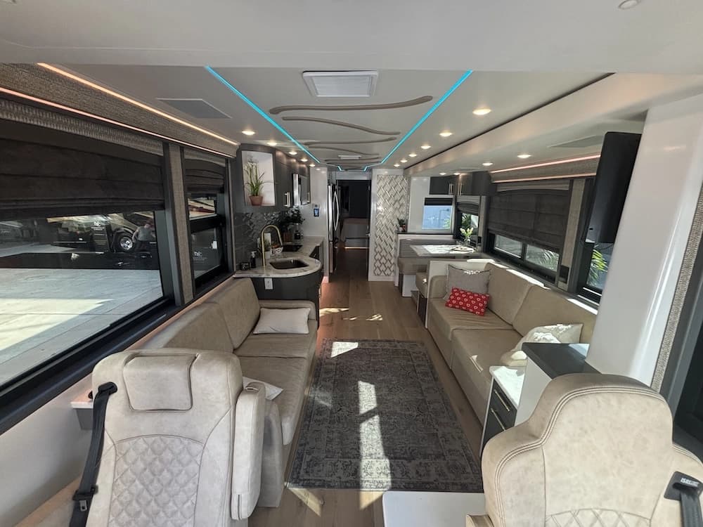 2023 Prevost Nashville Coach X3 Motorcoach Conversion - Image 11