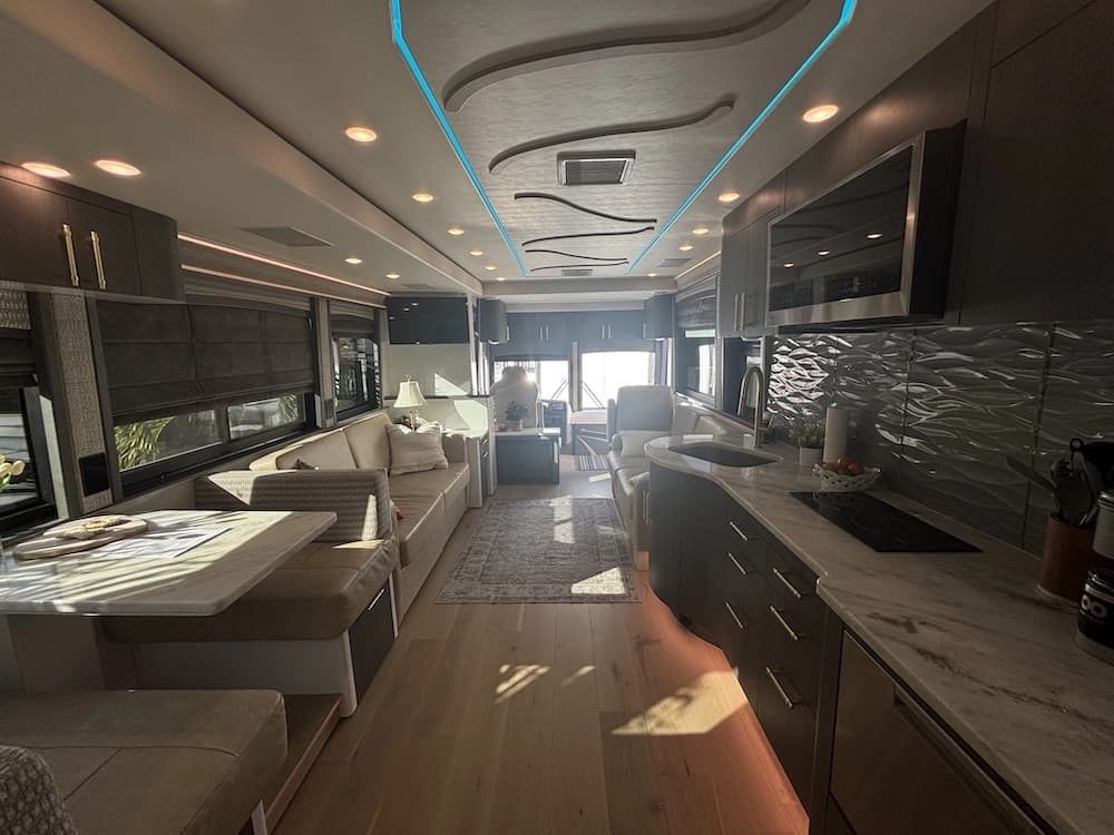 2023 Prevost Nashville Coach X3 Motorcoach Conversion - Image 23