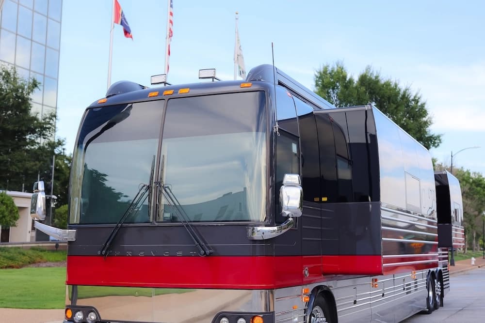 2015 Prevost Star X3 Motorcoach Conversion - Image 5