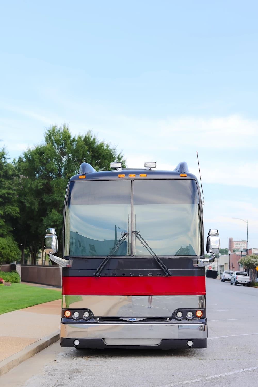 2015 Prevost Star X3 Motorcoach Conversion - Image 9