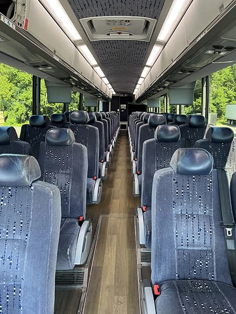 2016 MCI J4500 Coach Bus - Image 6