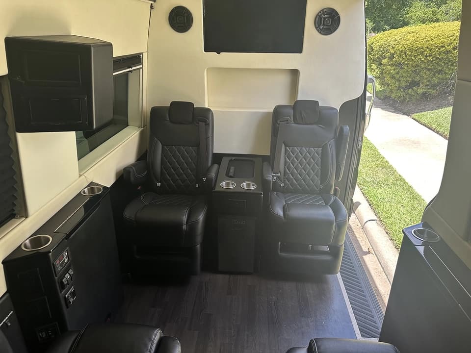 2016 Mercedes Benz Sprinter 2500 Limo Bus - Image 4