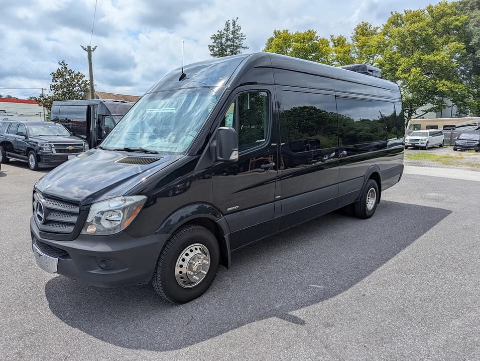 2014 Mercedes Benz Sprinter 3500 Thomas Built Passenger Van - Image 8