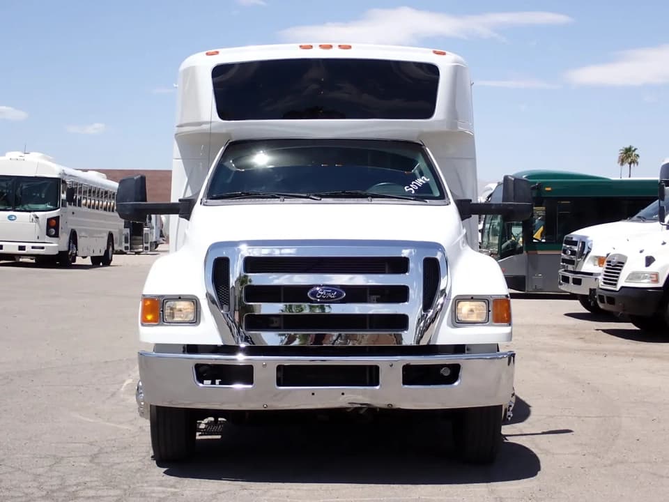 2015 Ford Champion Defender Shuttle Bus - Image 2