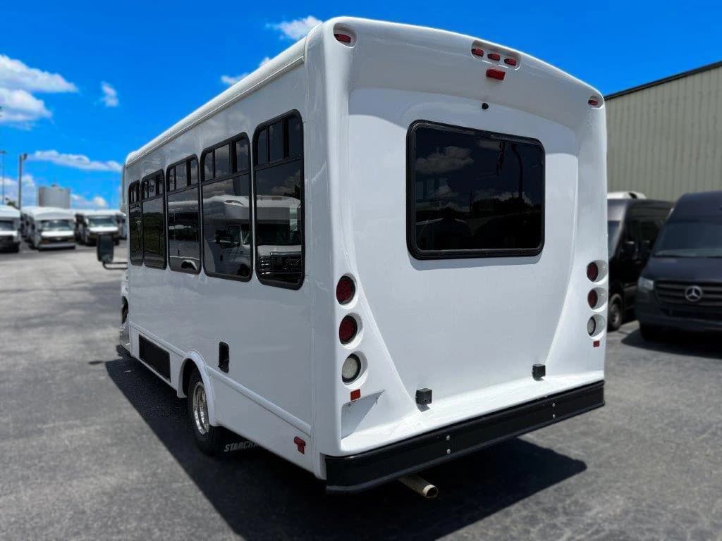 2016 Ford E350 Starcraft Allstar Shuttle - Image 3