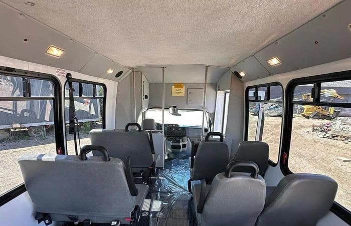 2013 Ford E-350 Non CDL ADA Shuttle Bus - Image 19