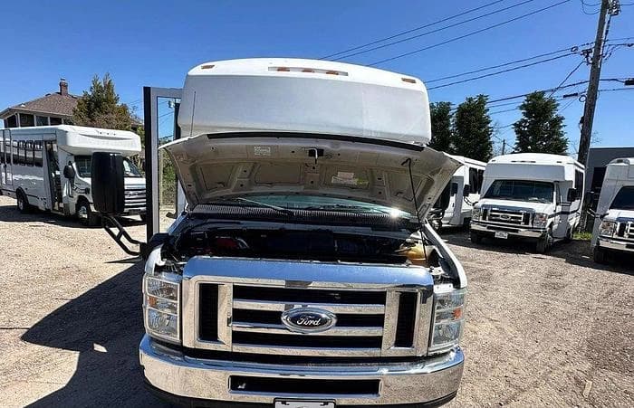 2013 Ford E-350 Non CDL ADA Shuttle Bus - Image 5