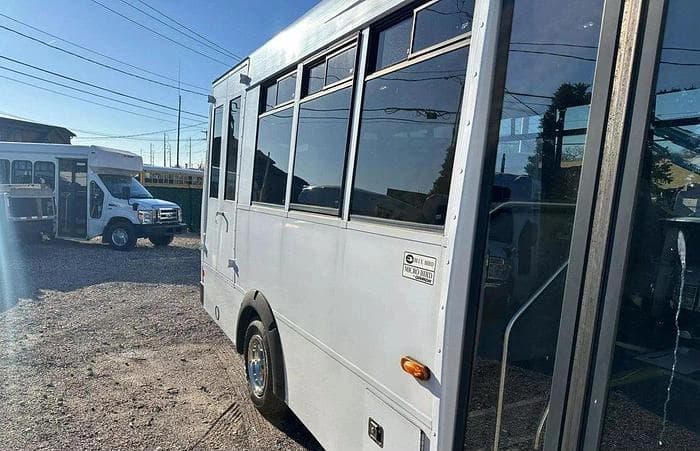 2016 Ford E450 Non-CDL ADA Shuttle Bus - Image 34
