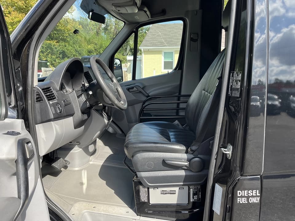 2014 Mercedes Benz Sprinter 3500 Meridian Passenger Van - Image 6
