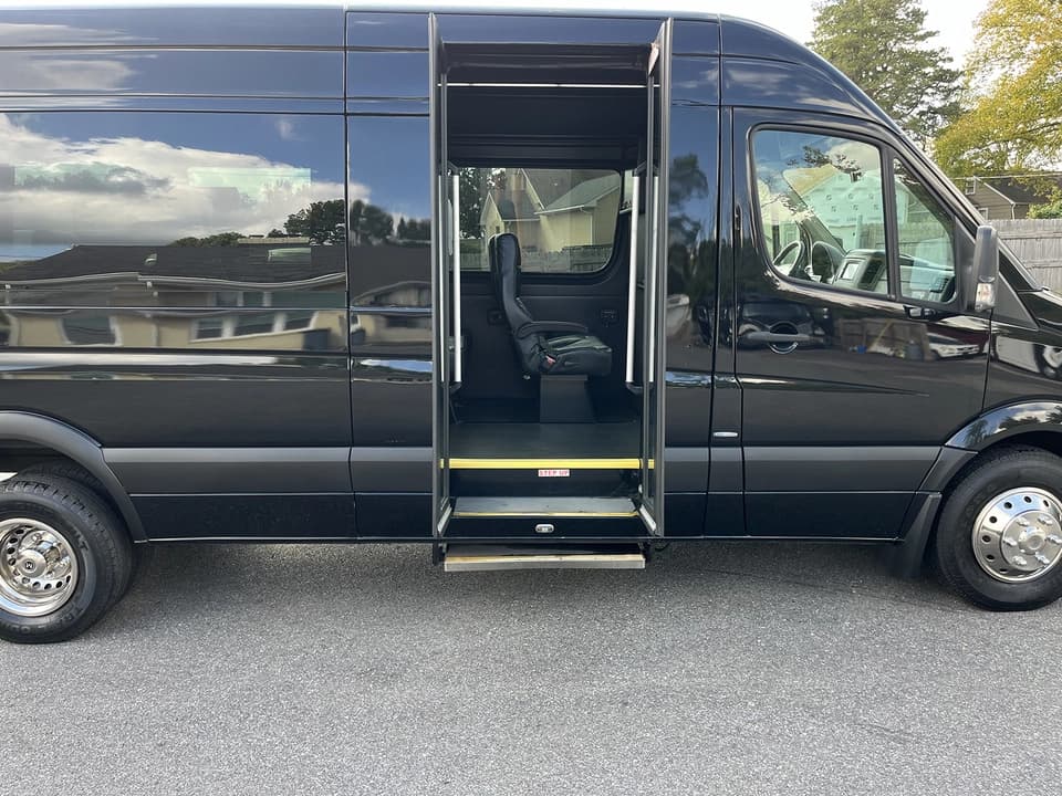 2014 Mercedes Benz Sprinter 3500 Meridian Passenger Van - Image 5
