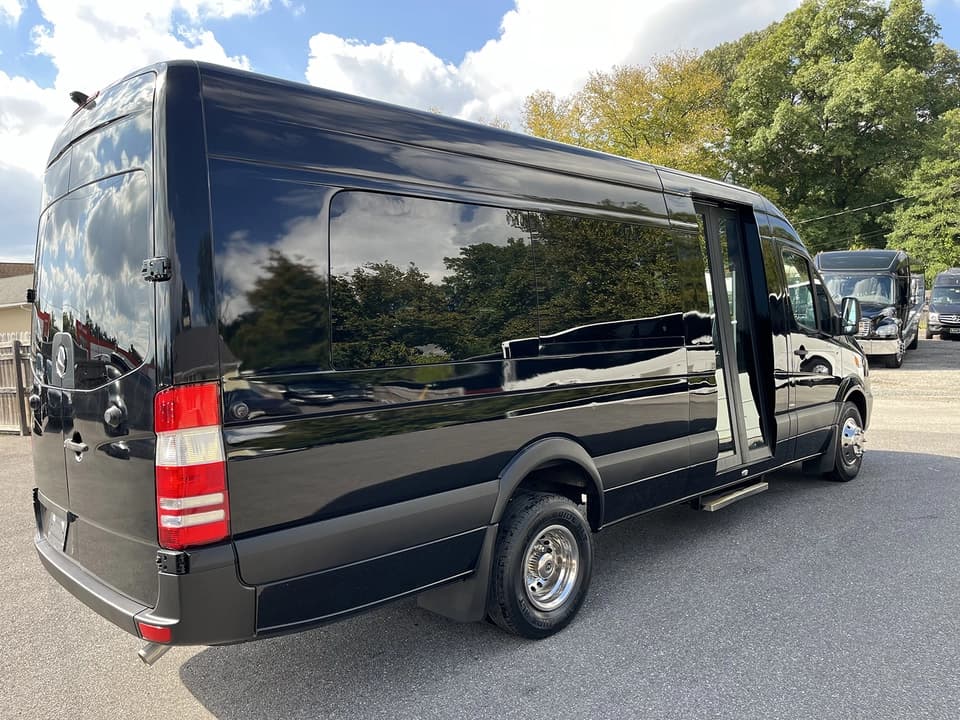 2014 Mercedes Benz Sprinter 3500 Meridian Passenger Van - Image 3