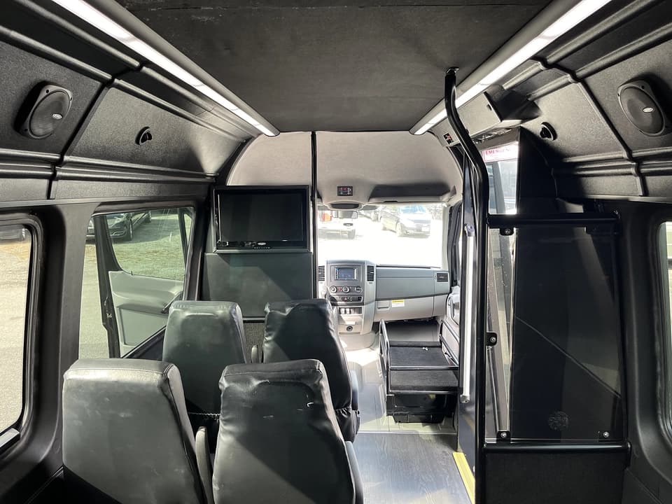 2014 Mercedes Benz Sprinter 3500 Meridian Passenger Van - Image 9