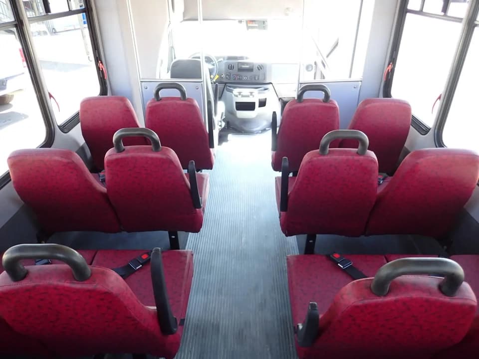 2009 Starcraft Allstar Shuttle Bus - Image 8