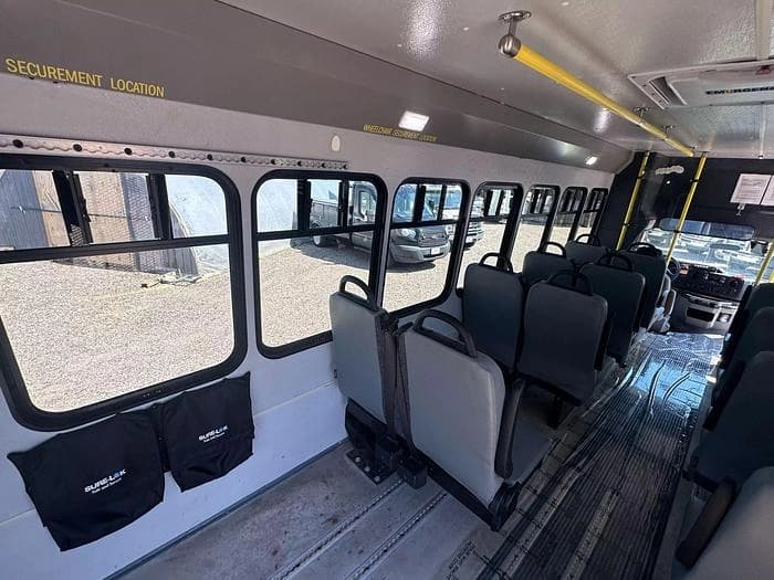 2017 Ford E450 Non-CDL ADA Shuttle Bus - Image 20