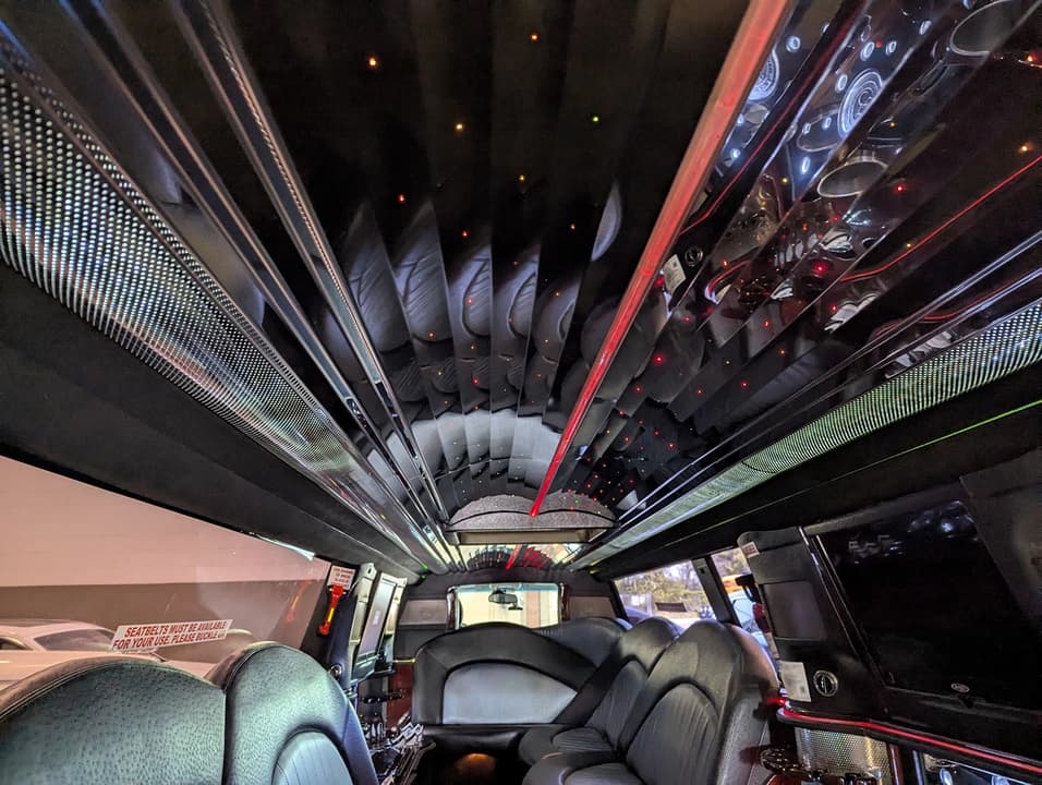 2009 Executive Coach Builders Suburbalade SUV Stretch - Image 13