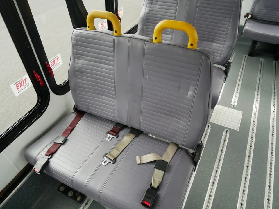 2014 ElDorado Aerotech Shuttle Bus - Image 10