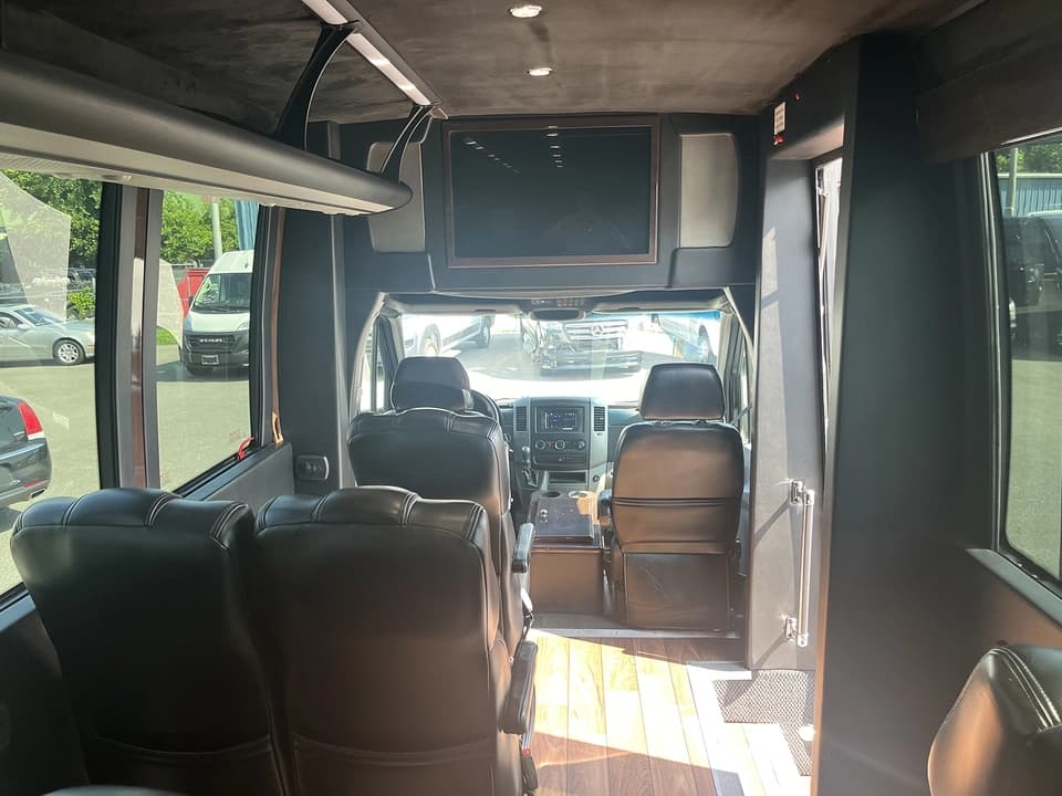 2015  Mercedes Benz Sprinter Battisti Customs - Image 9