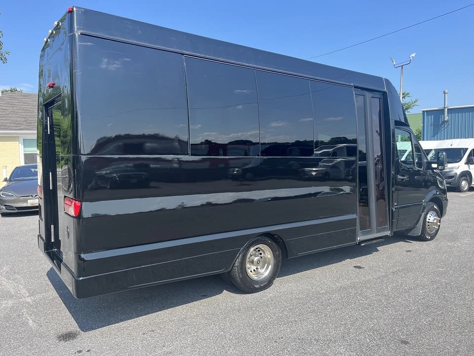 2015  Mercedes Benz Sprinter Battisti Customs - Image 4