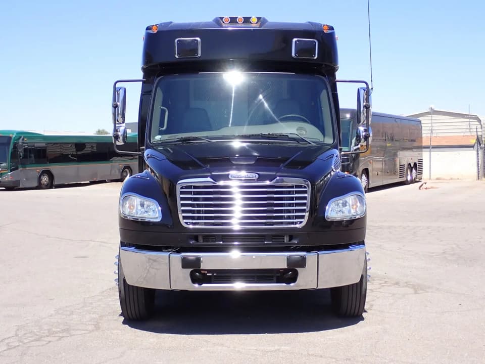 2009 Turtle Top Odyssey XL Prison Bus - Image 2