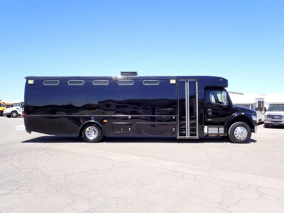 2009 Turtle Top Odyssey XL Prison Bus - Image 4