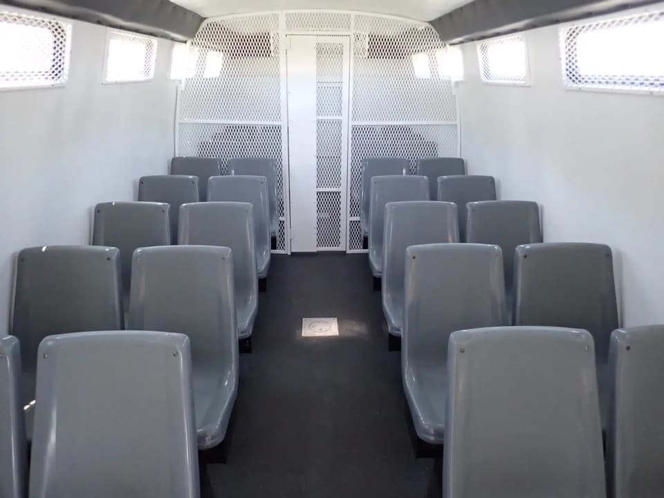 2009 Turtle Top Odyssey XL Prison Bus - Image 10