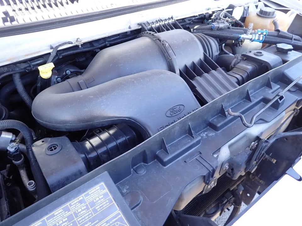 2010 Ford E450 Starcraft Allstar Shuttle Bus - Image 9
