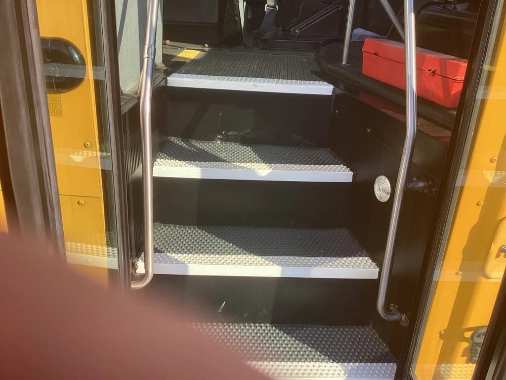 2015 Freightliner Thomas School Bus - Image 5