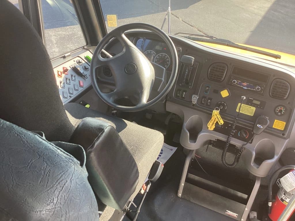 2015 Freightliner Thomas School Bus - Image 6