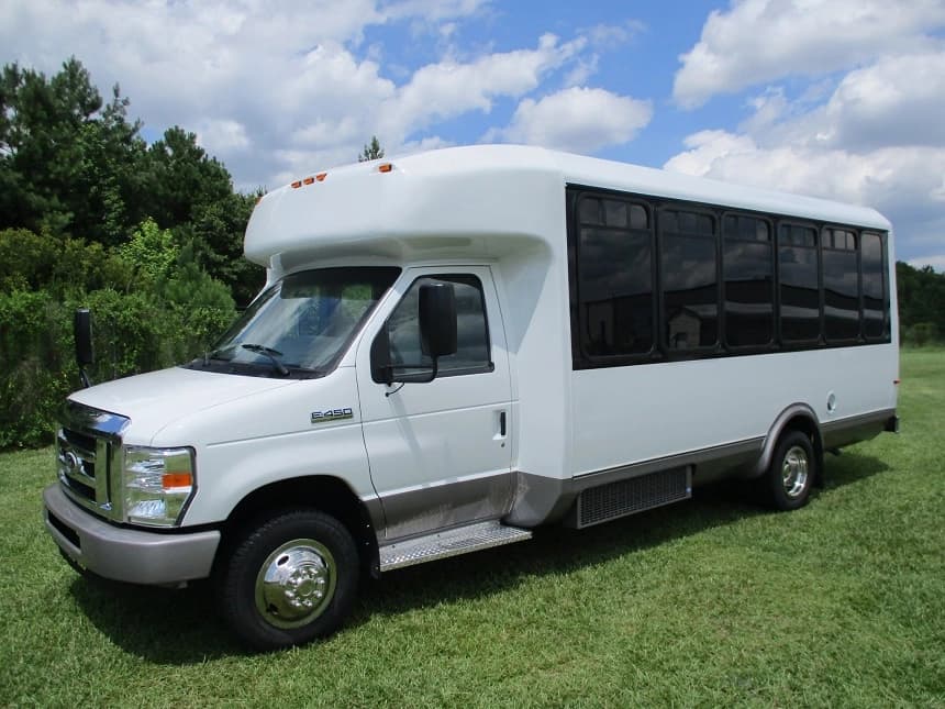 2014 Ford E450 Eldorado National Aerotec Shuttle Bus - Image 1